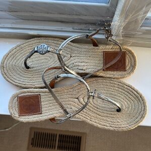 Tory Burch Metallic Thong Sandal with Rope Insole Size 8